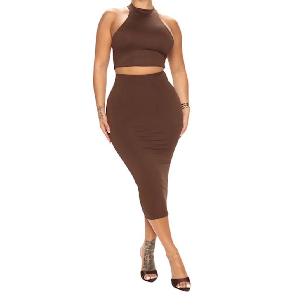 [Fashion Nova] Sierra Double Lined Skirt Set